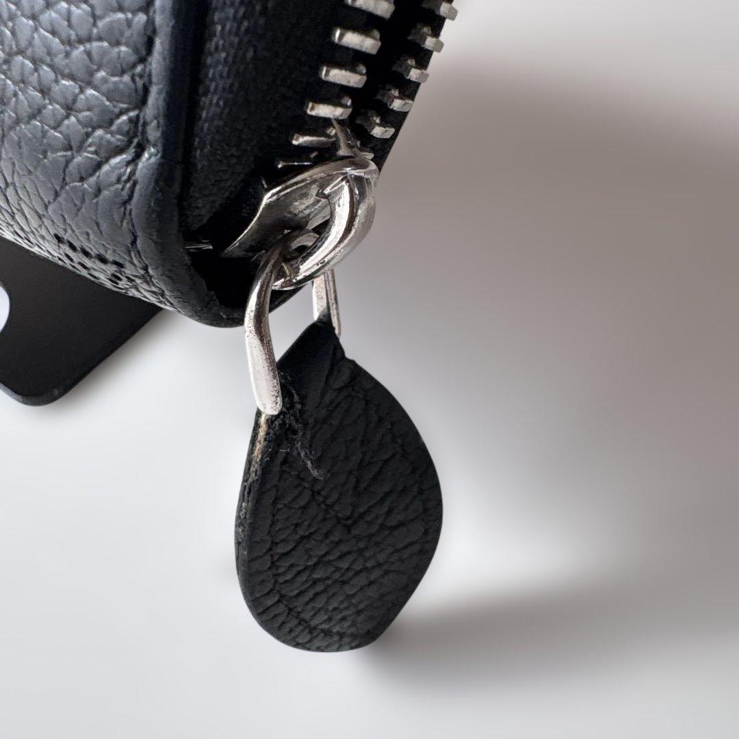 ルイヴィトン　長財布　マヒナ　ブラック