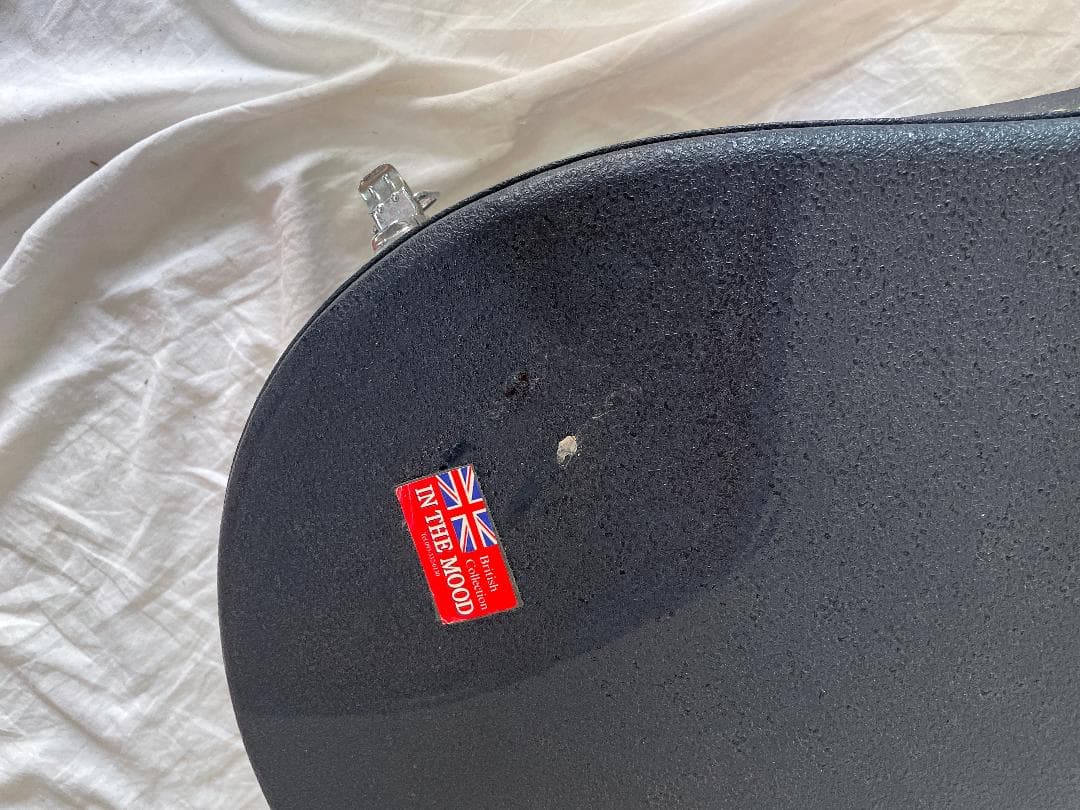 YAMAHA FG-200D ハードケース(難有)と小物付き