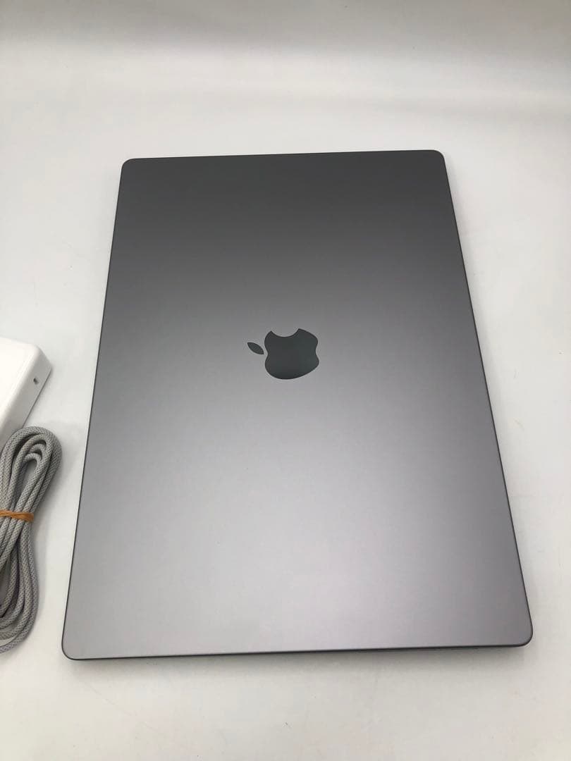 MacBook本体 Apple MacBook Pro 16inch 32GB SSD1TB