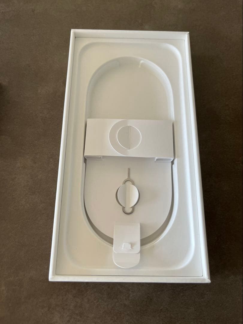 【美品】iPhone 16 Pro 256GB SIMフリー デザートチタニウム