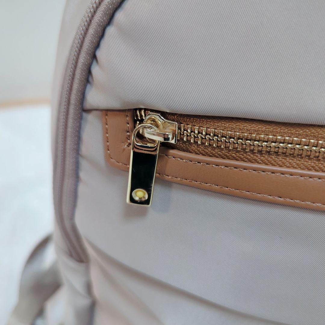 ace. エース スリマリー ビジネスリュック A4 PC収納 グレージュ 底鋲