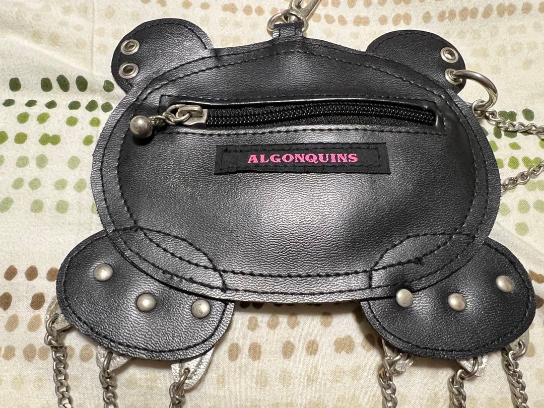 ア*ノ様 グルーミーポシェット