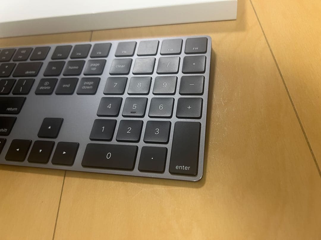 Apple Magic Keyboard US テンキー付き 黒