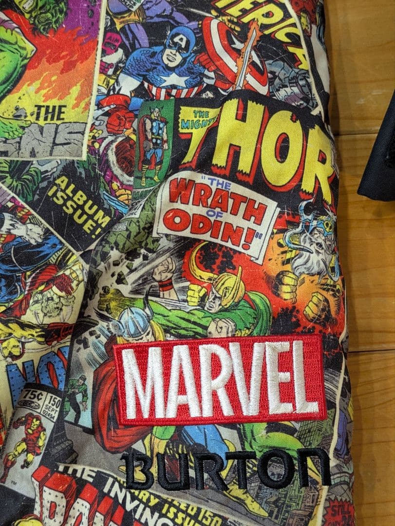 MARVEL　BURTON スノーボードウェアセット＆グローブ
