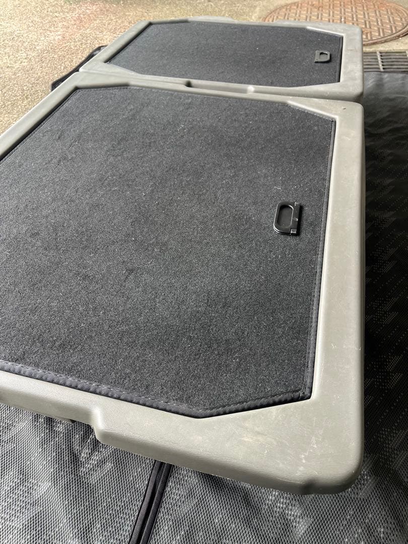 シエナ 純正 ？ トランクBOX 荷室 収納 ケース