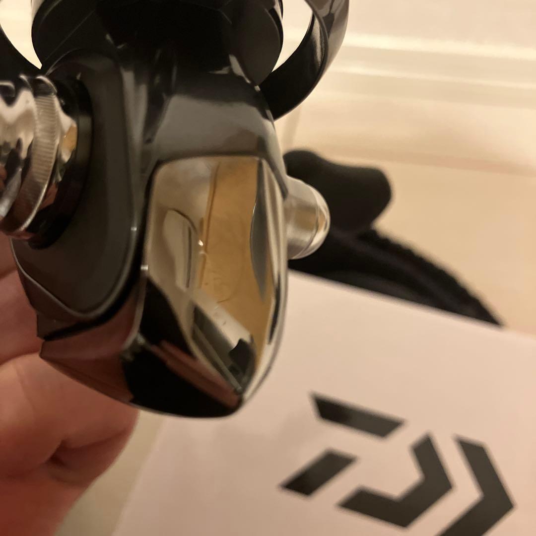 ダイワ　LUVIAS LT2000S-P スピニングリール