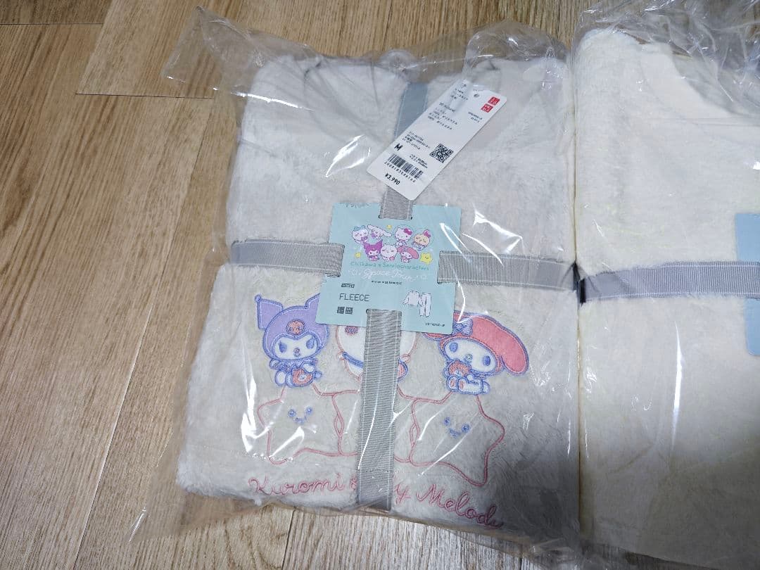（新品・3種セットおまけ付）ユニクロ　ちいかわ　サンリオ　コラボ　フリースセット
