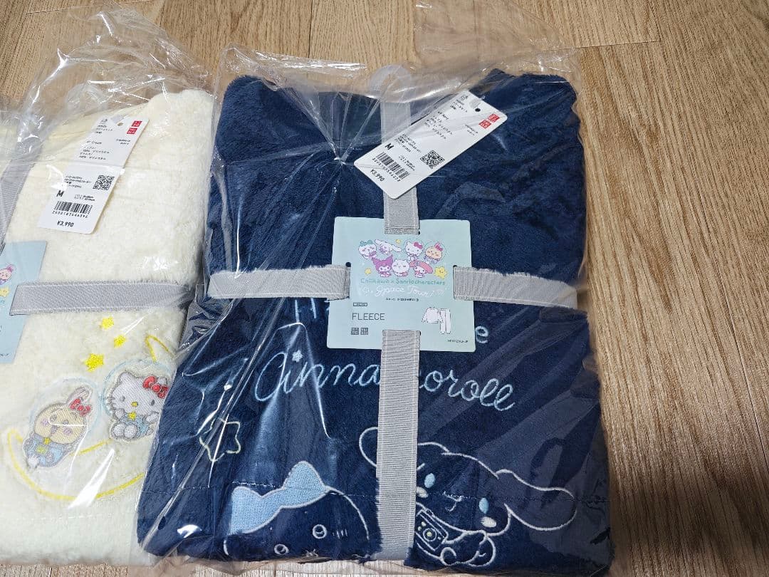 （新品・3種セットおまけ付）ユニクロ　ちいかわ　サンリオ　コラボ　フリースセット