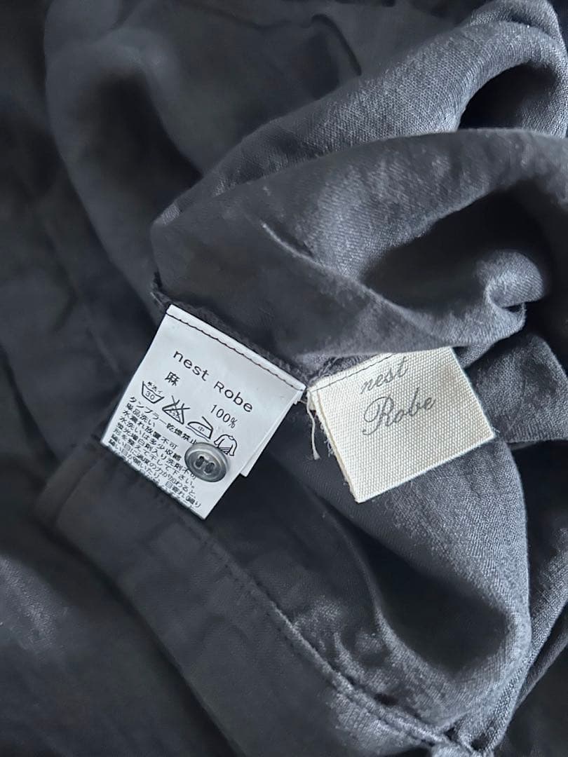 【美品】nestRobe フリルカラーリネンブラウス　ブラック