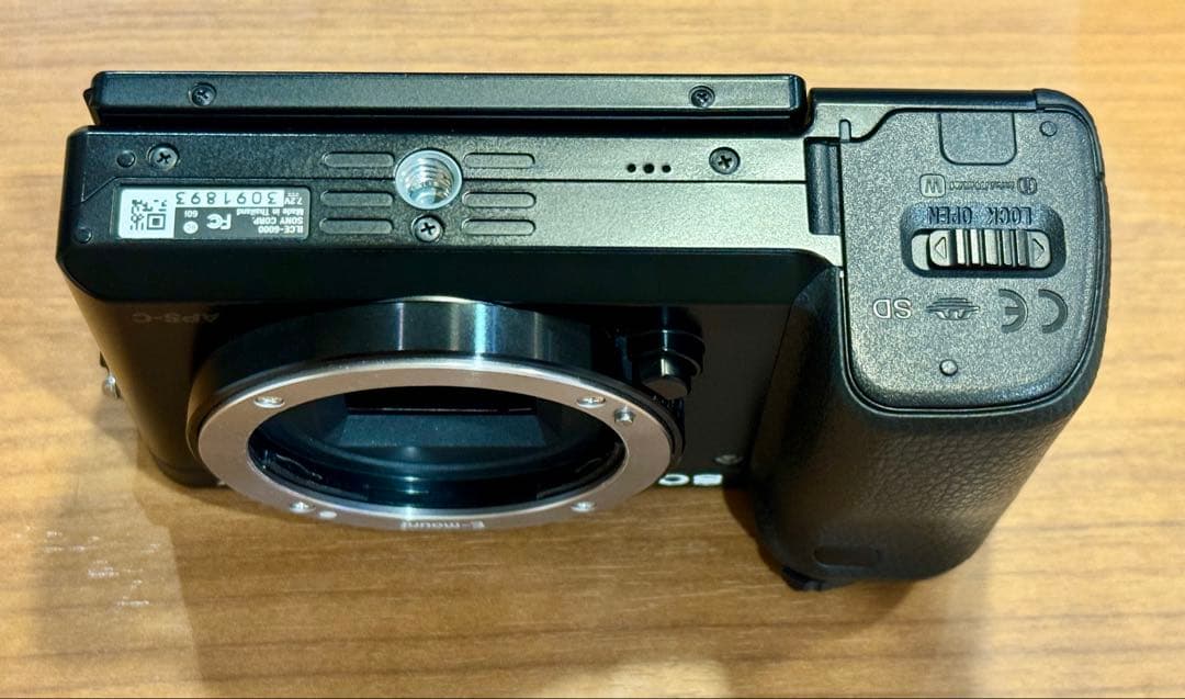 Sony α6000 ミラーレス一眼 APS-C ブラック ボディ