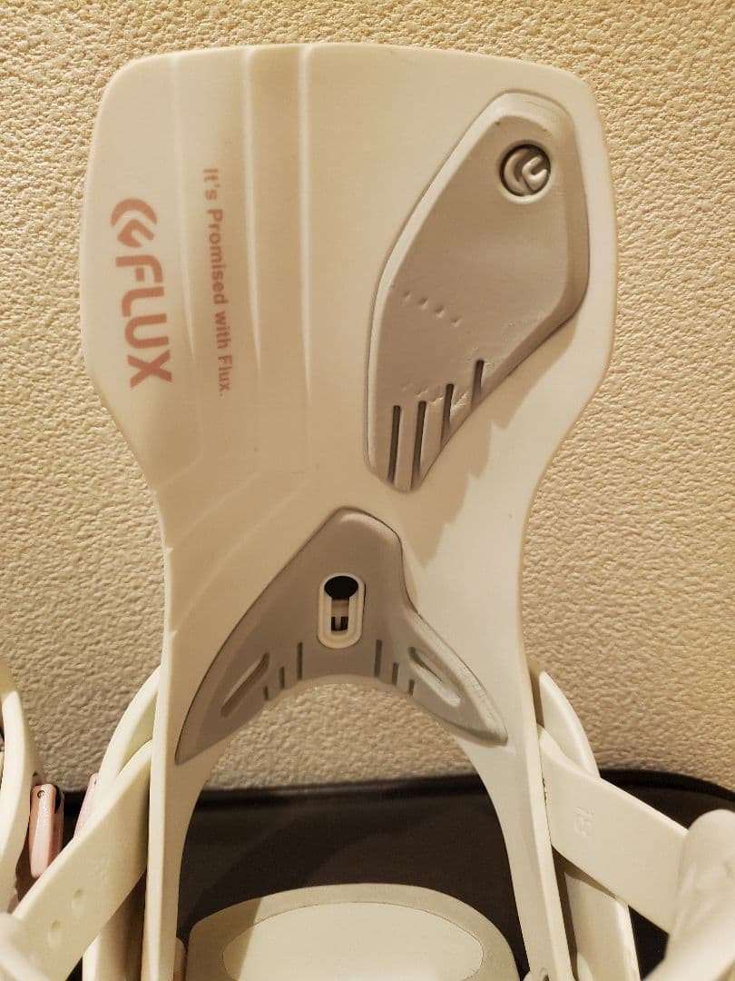 21ー22 FLUX フラックス GX レディース Sサイズ　ホワイト　ピンク