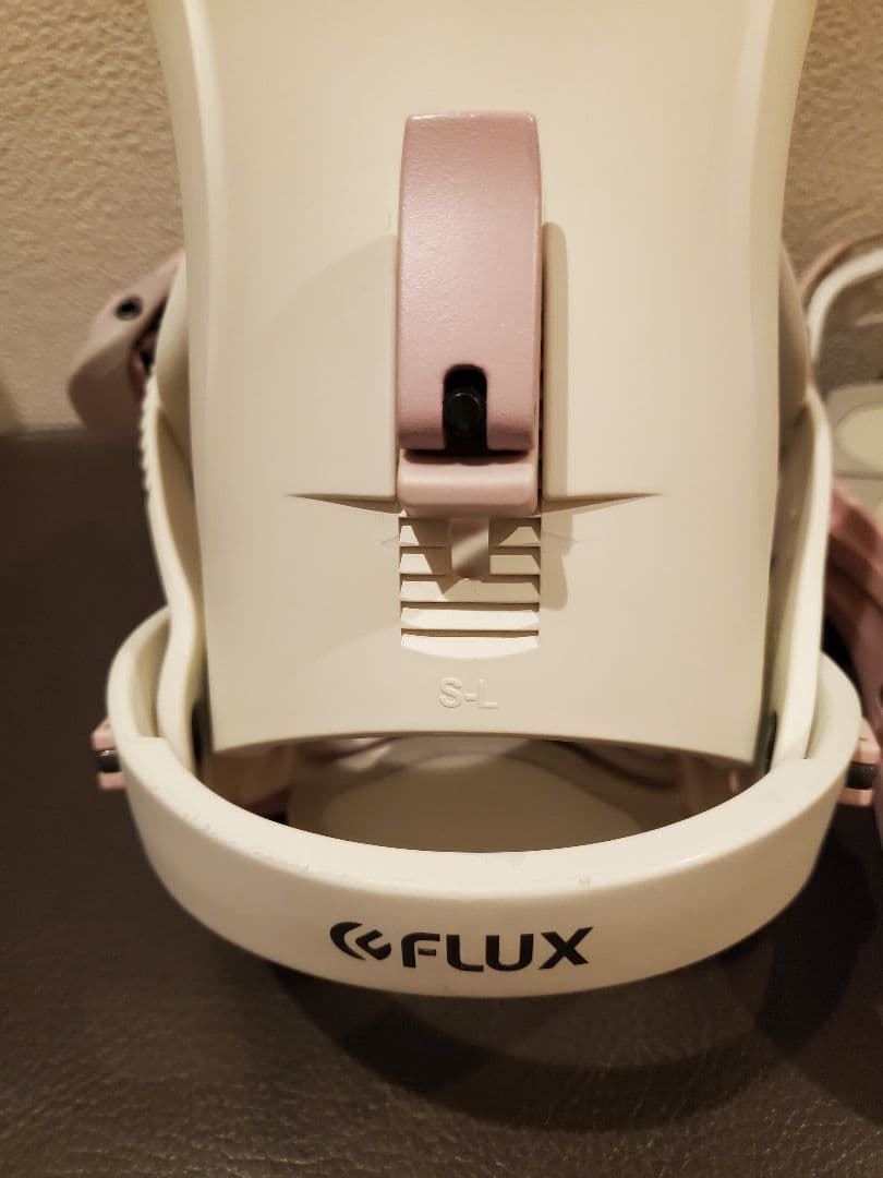 21ー22 FLUX フラックス GX レディース Sサイズ　ホワイト　ピンク