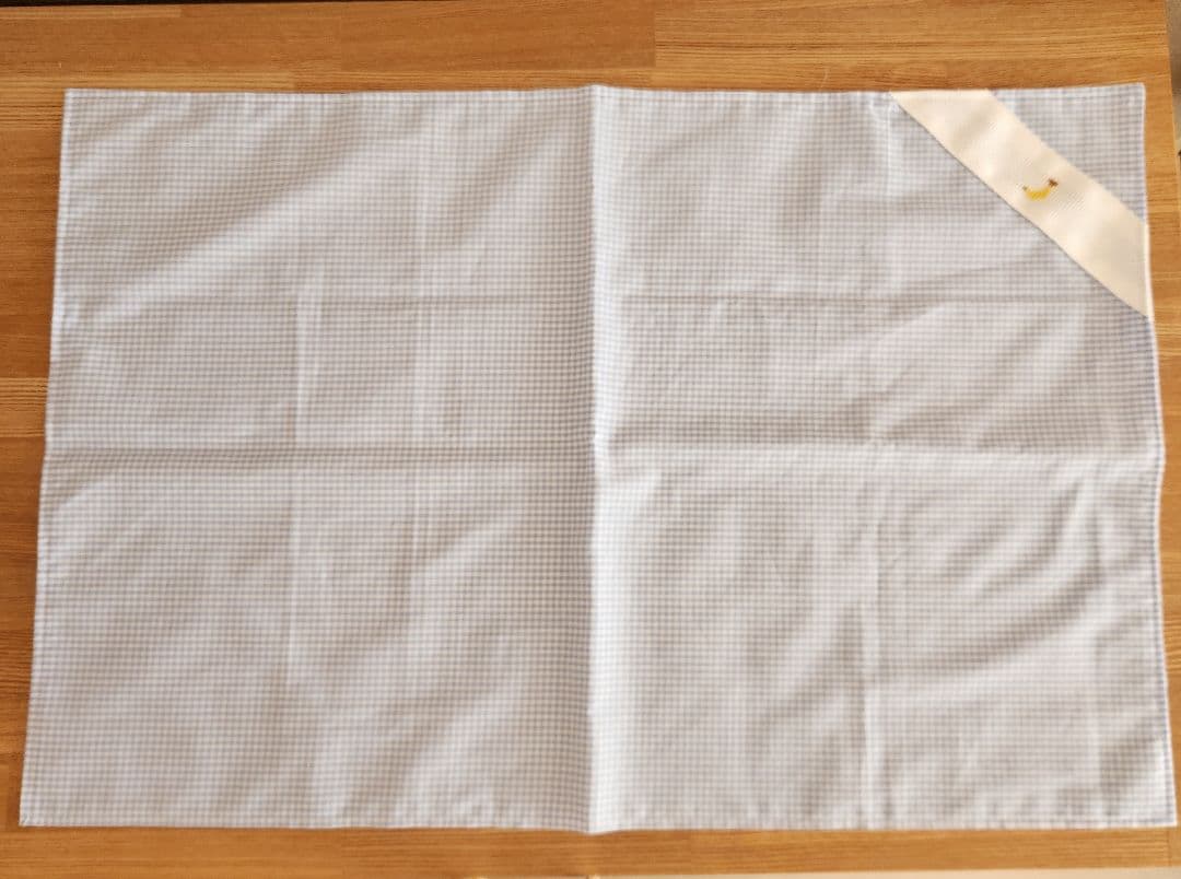 【断捨離ダンちゃん様】コップ袋　給食袋　巾着袋　女の子　刺繍　ユニコーン