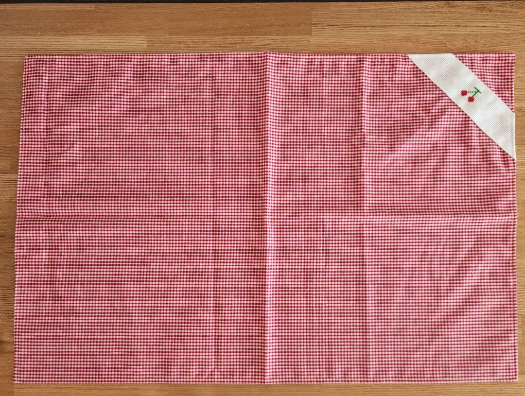 【断捨離ダンちゃん様】コップ袋　給食袋　巾着袋　女の子　刺繍　ユニコーン