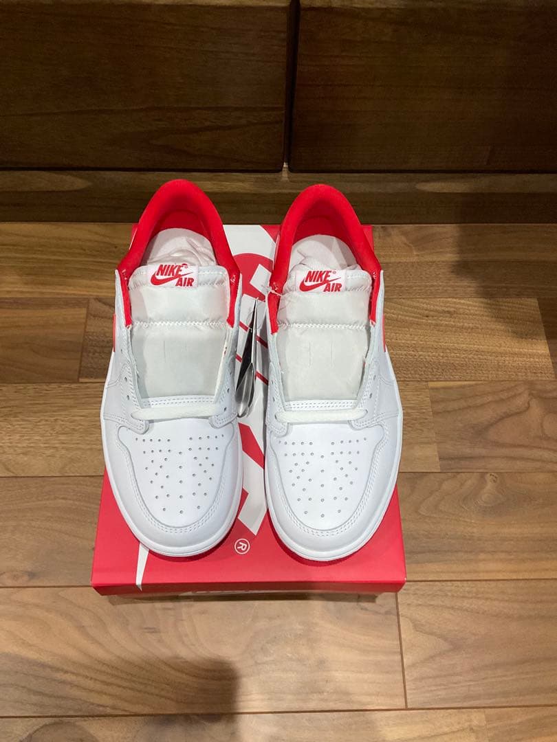 新品 AIR JORDAN 1 LOW OG 27.0cm ユニバーシティレッド