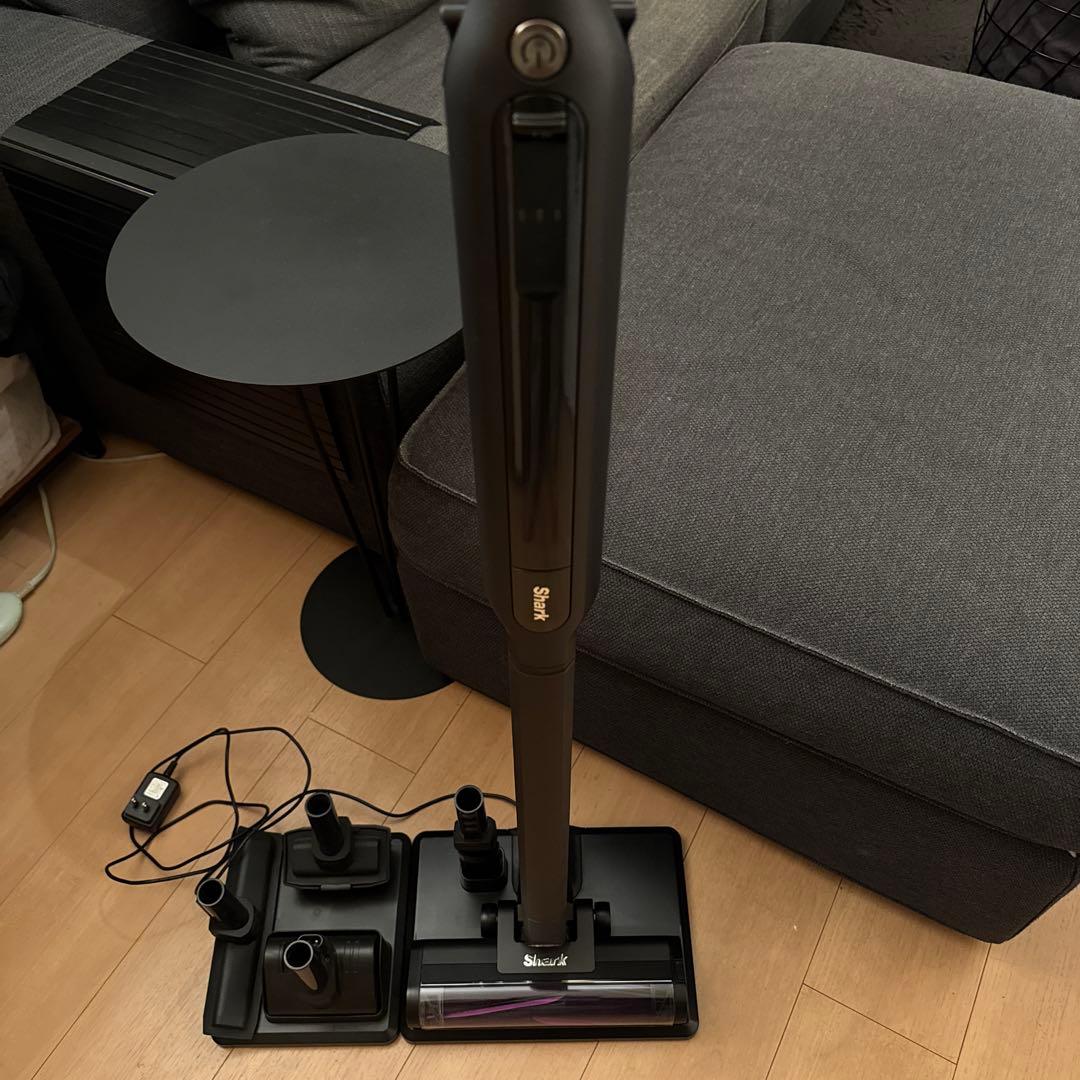 Shark シャーク！EVOPOWER SYSTEM コードレス掃除機