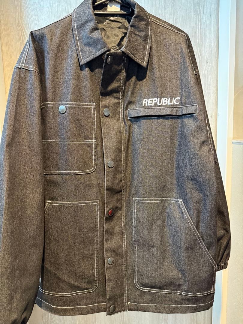 REPUBLIC ダークグレー デニムジャケット＋スノーボードソックス　２足付き