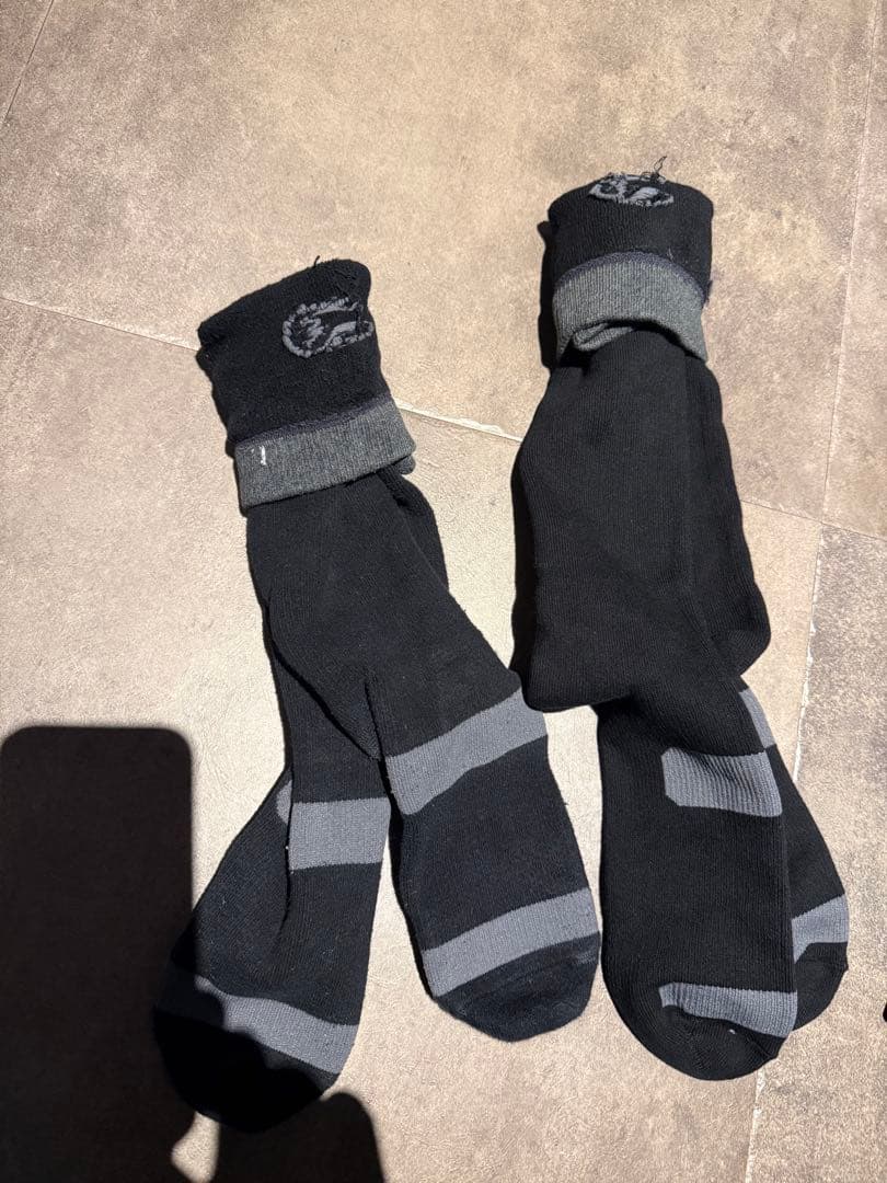 REPUBLIC ダークグレー デニムジャケット＋スノーボードソックス　２足付き