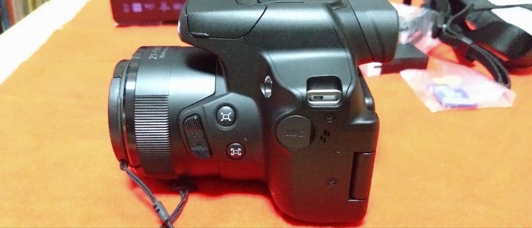 k*迎様 Canon PowerShot SX70 HS 本体と付属品