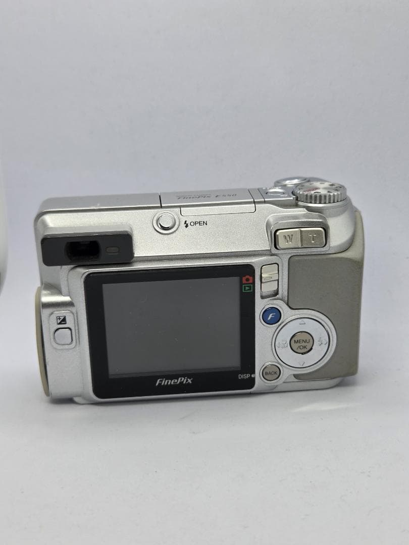 【希少品】FUJIFILM FinePix E550 単３電池駆動