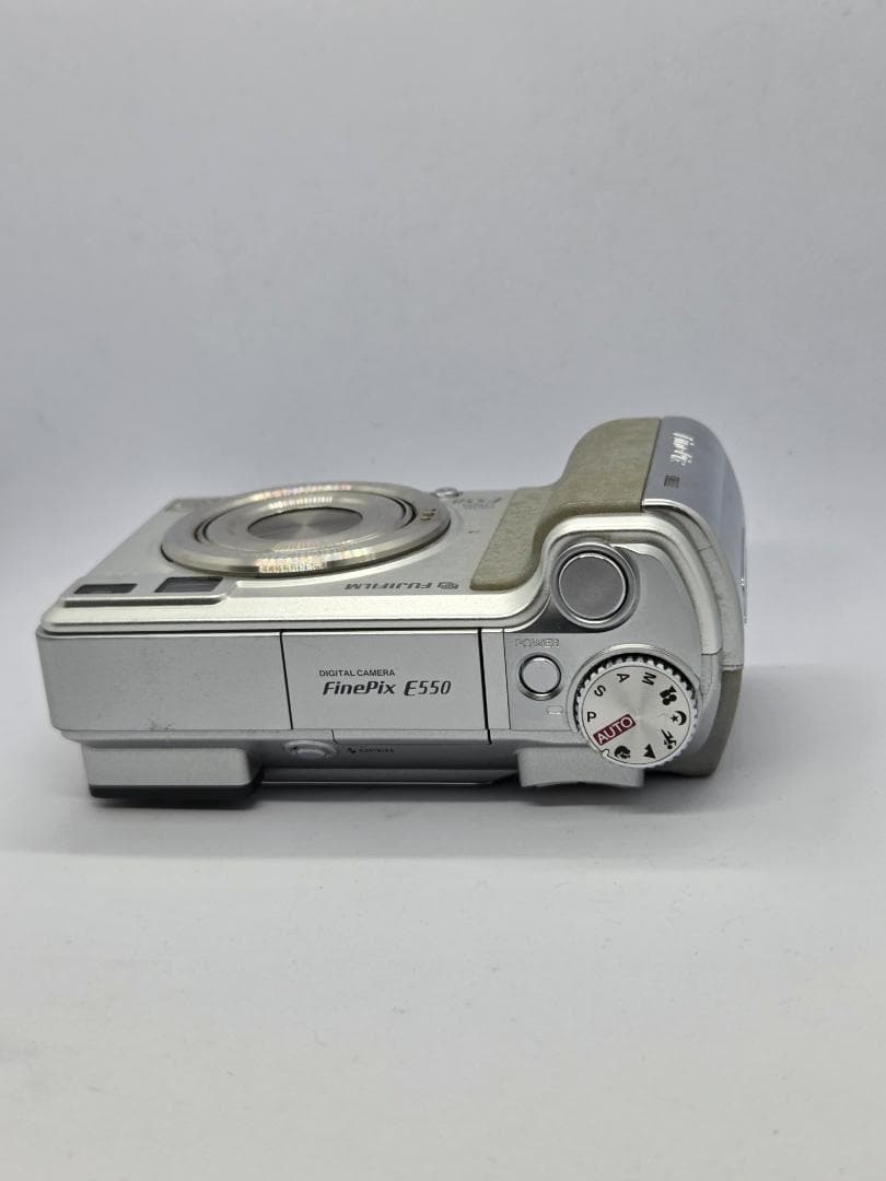 【希少品】FUJIFILM FinePix E550 単３電池駆動