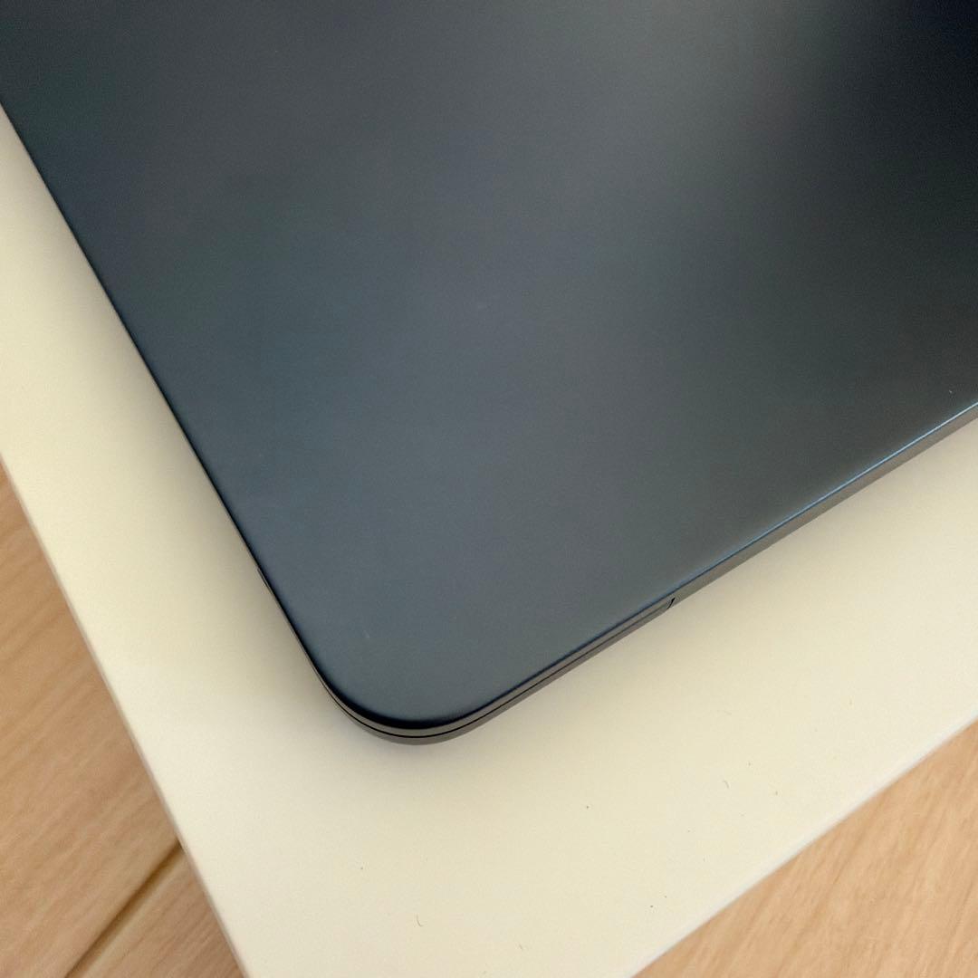 【美品】MacBook Air M3 13インチ ミッドナイト 16/256GB