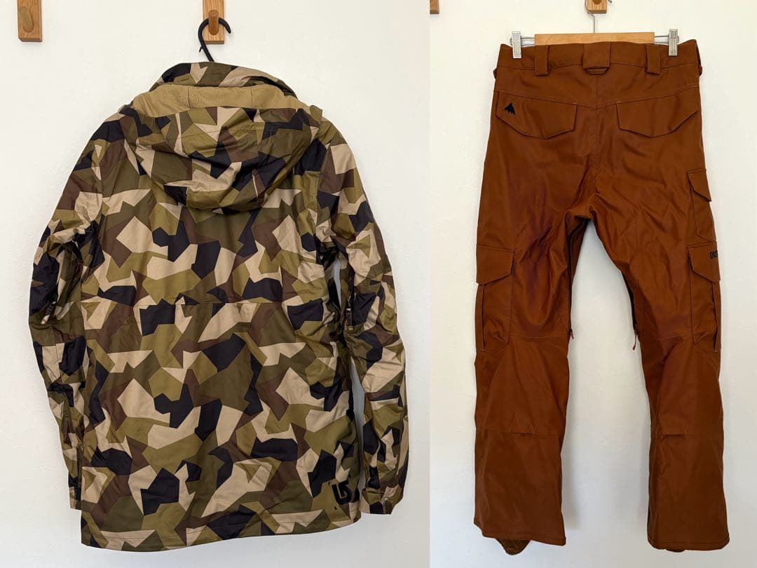 【美品】BURTON スノボウェア 上下セット S 迷彩ジャケット×カーゴパンツ
