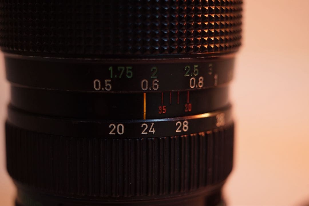 【ジャンク】 Canon 20-35 F.3.5 L new FD Lens