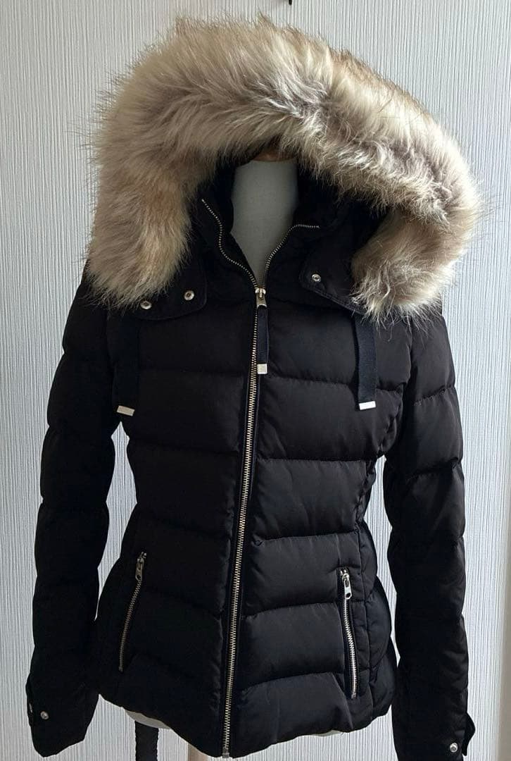 『ZARA』Aライン 3way ファー付き ブラック ダウンジャケット　ベルト付