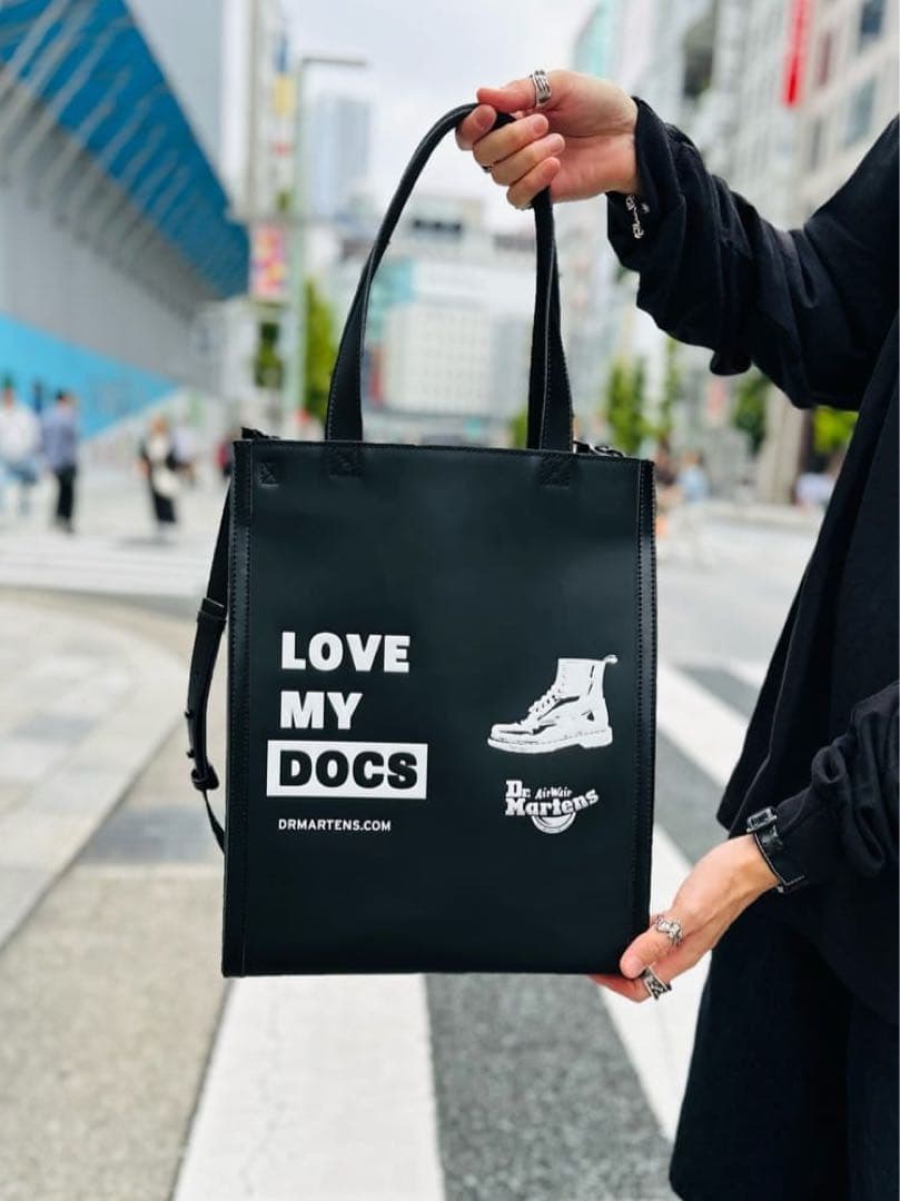 N*A様 ドクターマーチン DR.MARTENS タグ付き 未使用 DNA TO