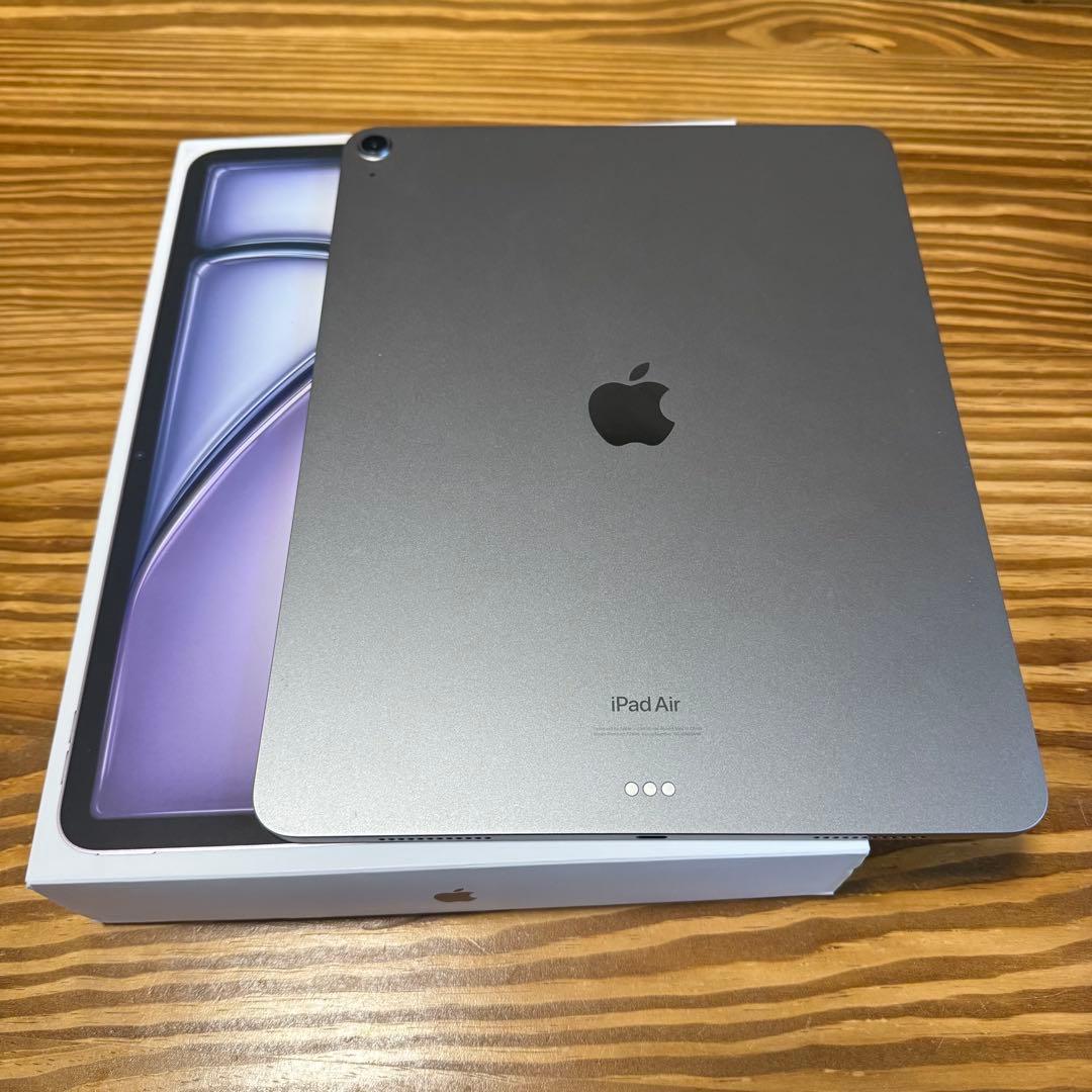 【極美品】iPad Air 13インチ 256GB バッテリー100%