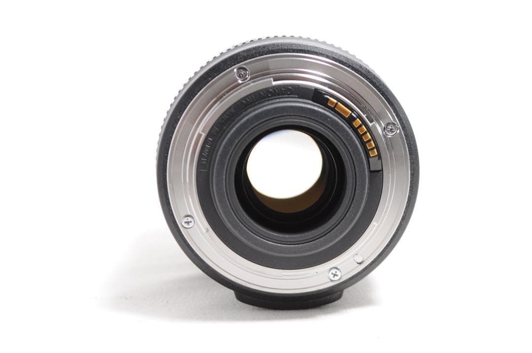 極美品❤️１本で完結❤️Canon 18-135mm IS ❤️手振れ補正