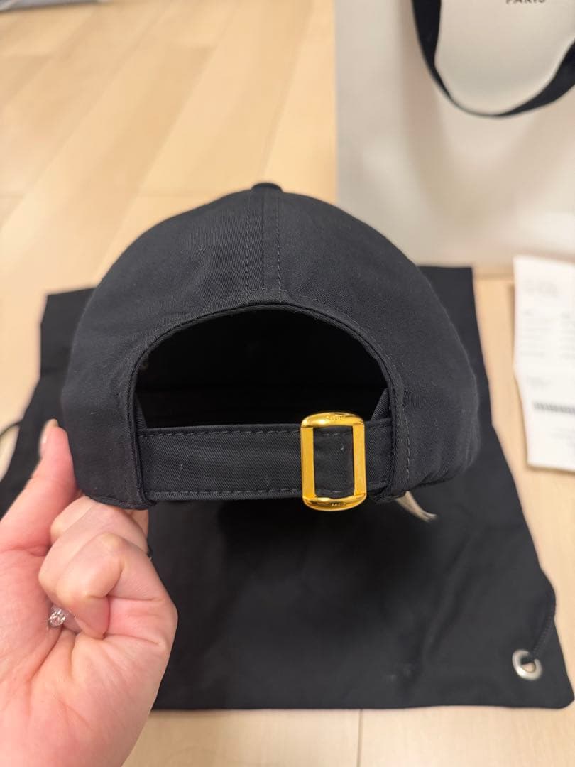 【美品】CELINE ブラック ベースボールキャップ