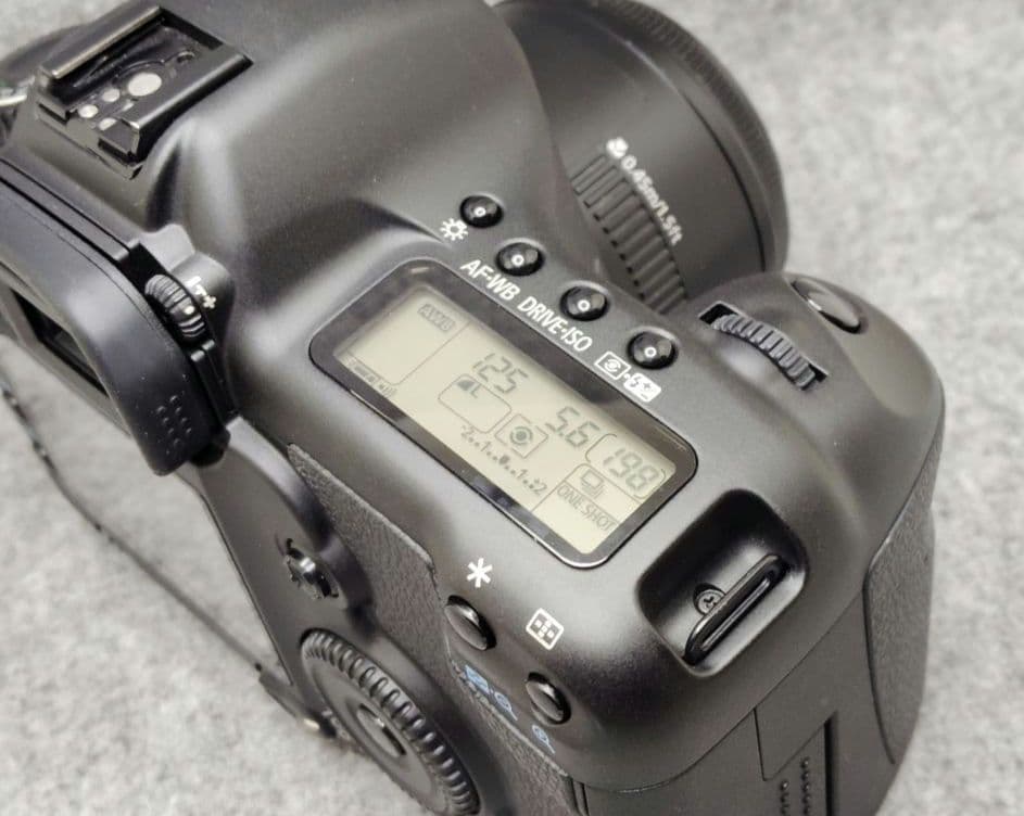 Canon EOS 5D初代 EF50mm F1.8 II付 美品