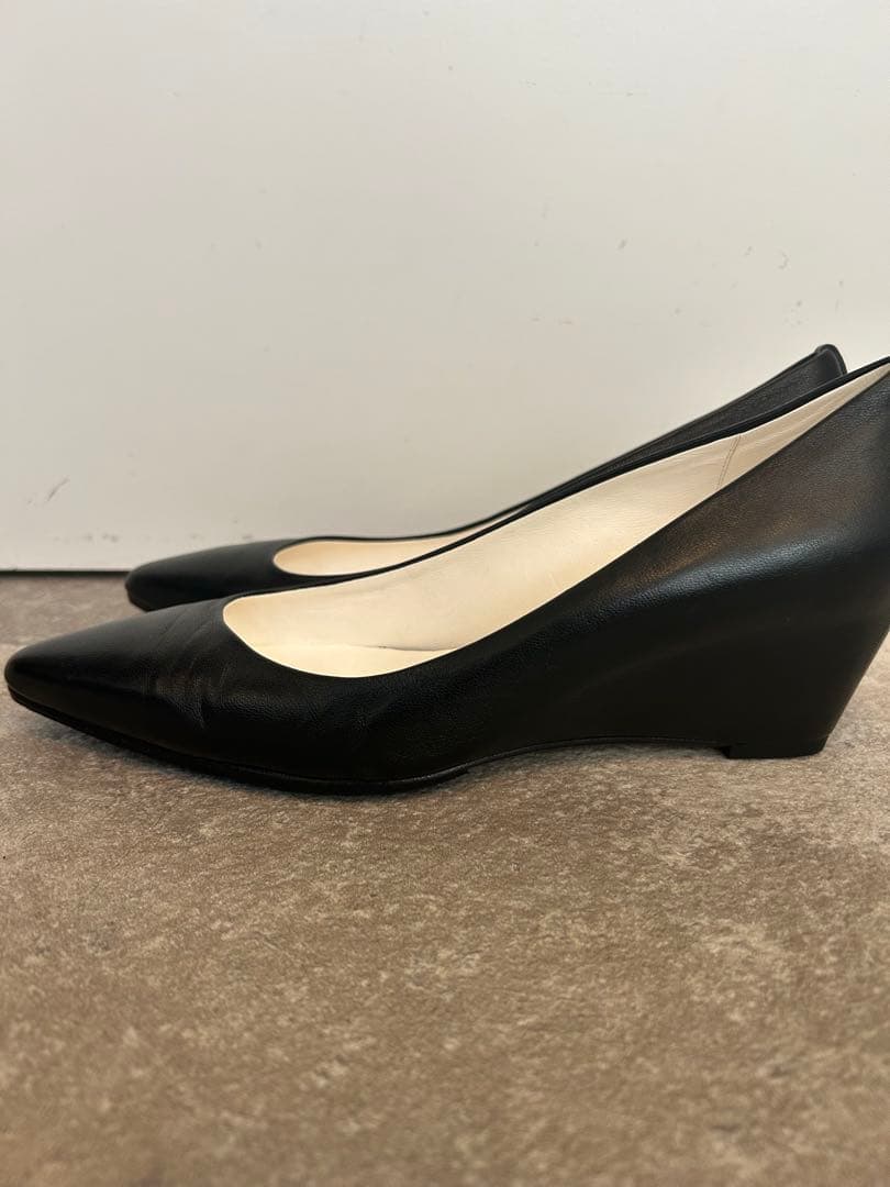 美品 beautiful shoes パンプス　黒23.5cm ポインテッドトゥ
