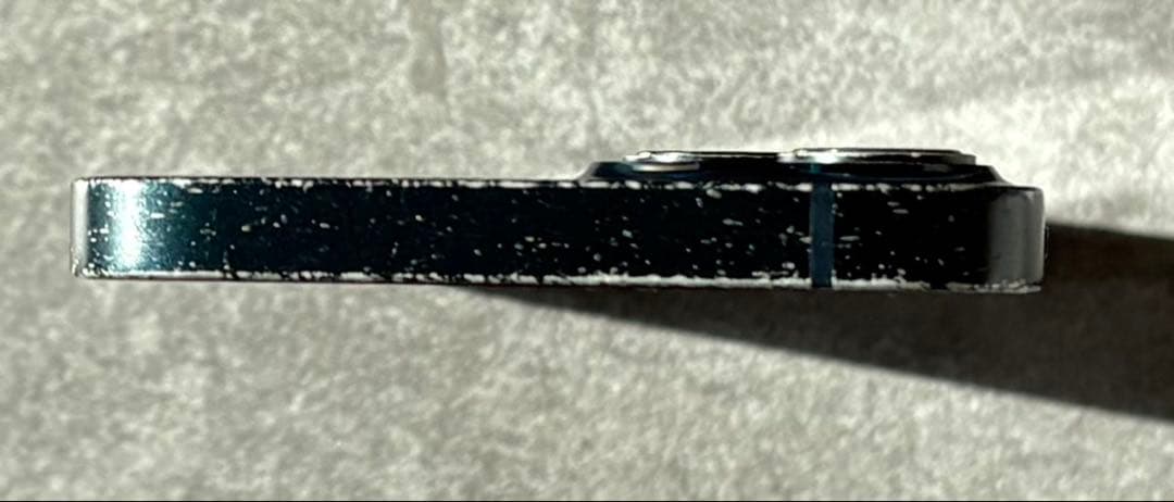 S*g様 Apple iPhone 13 ミッドナイト ケース付き