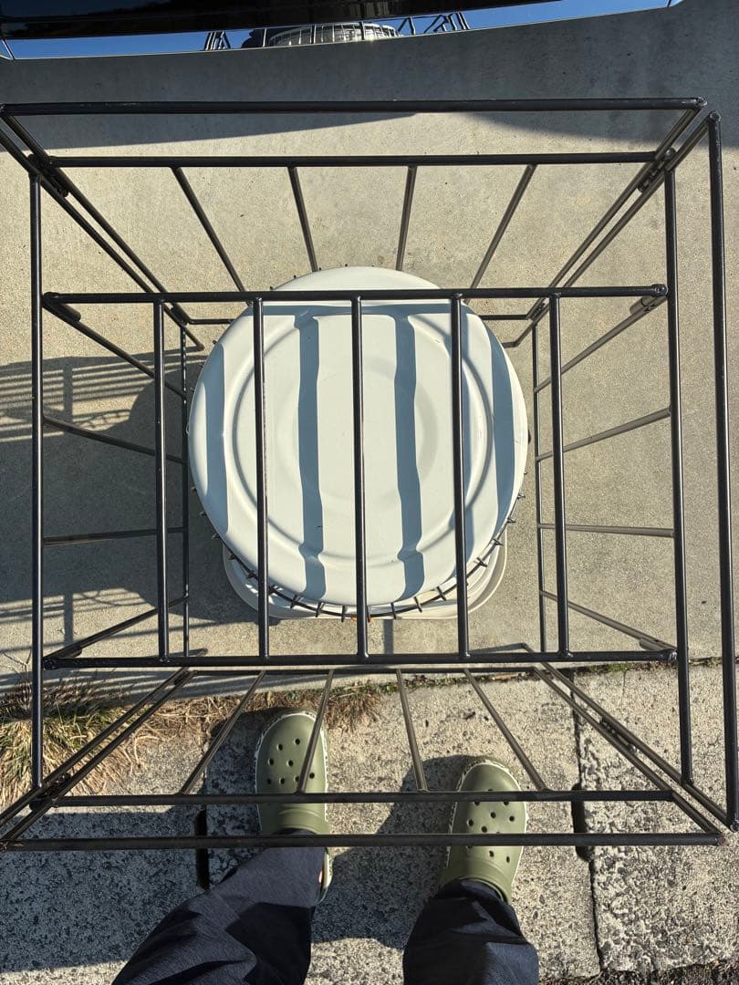 ⚠️説明読んで⚠️ホワイト石油ストーブ 手動ダイヤル式 保護柵灯油タンク付き