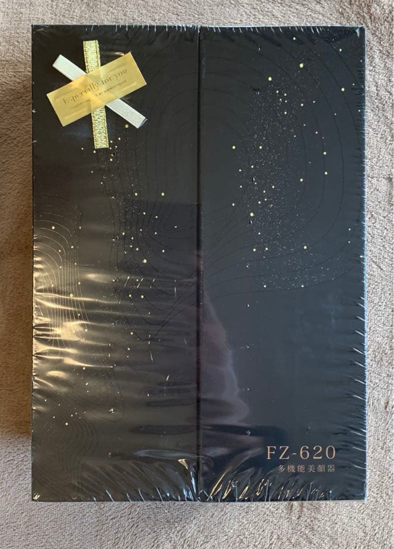 美顔器 EMS 顔 美顔器 多機能美顔器 リフトケア 冷却機能 4色LED