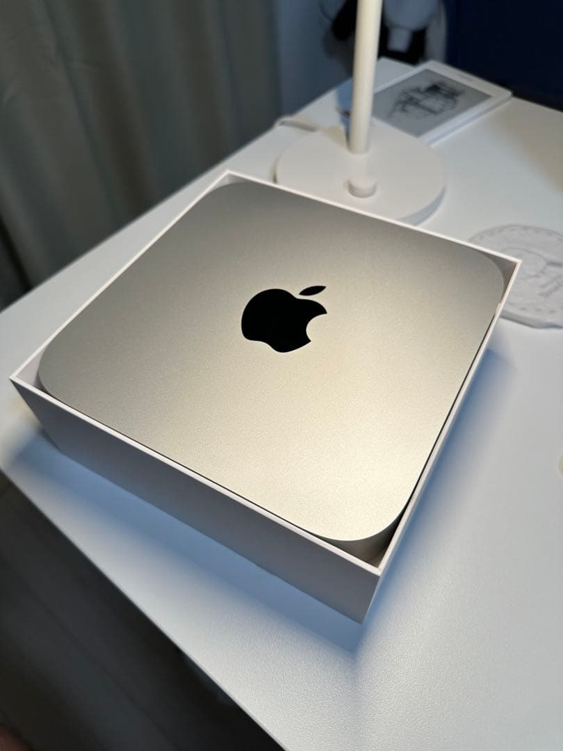 Apple Mac mini (M1, 2020) 8GB 256GB シルバー