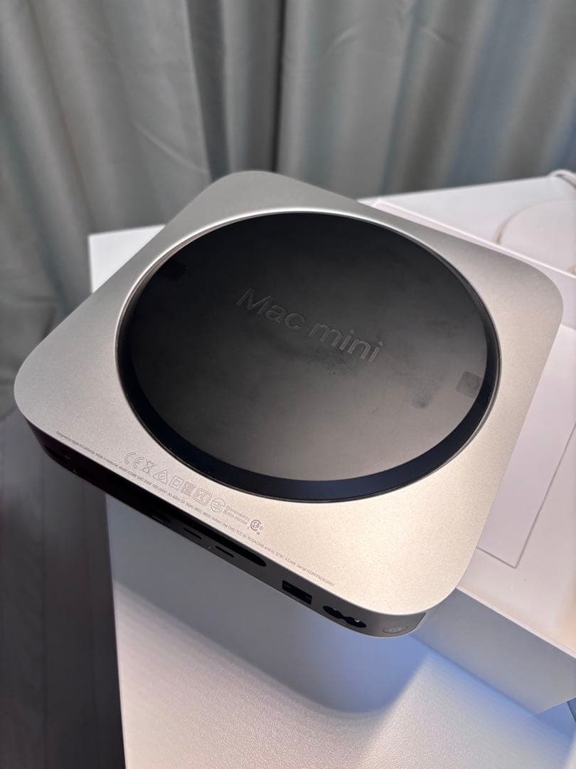 Apple Mac mini (M1, 2020) 8GB 256GB シルバー