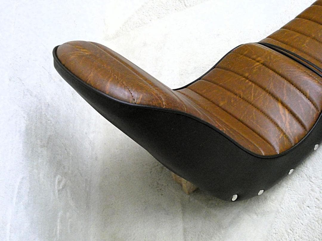 GS400 茶皮ボタン40cm 三段シート/補強入 ブラウンGS400E