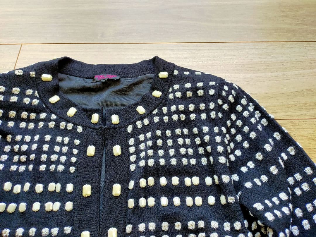 極美品YUKI TORII ユキトリイ 黒華やか上品ドットリ柄カーディガン40