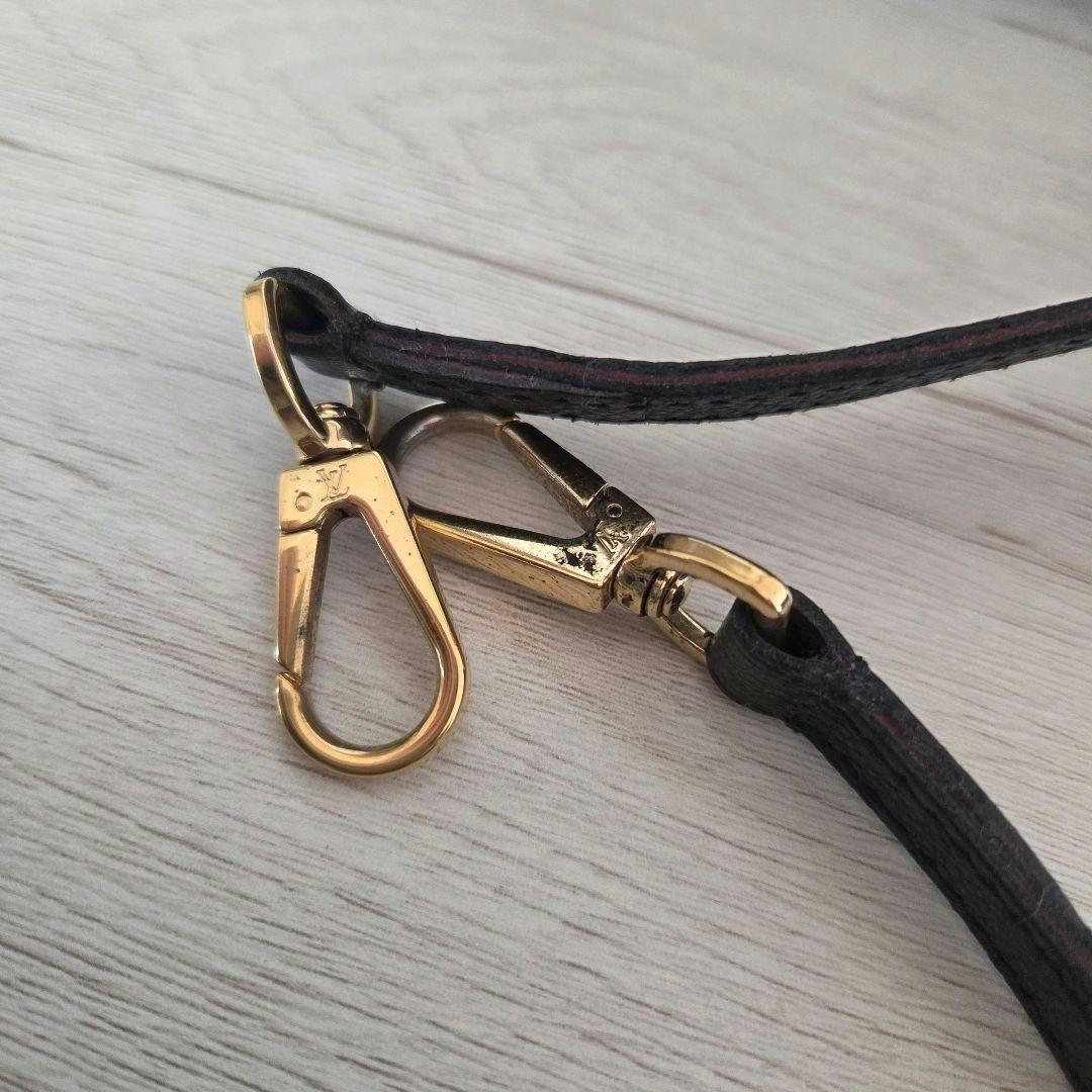 超特価！早い者勝ち！LouisVuittonルイヴィトン 黒 レザーハンドバッグ