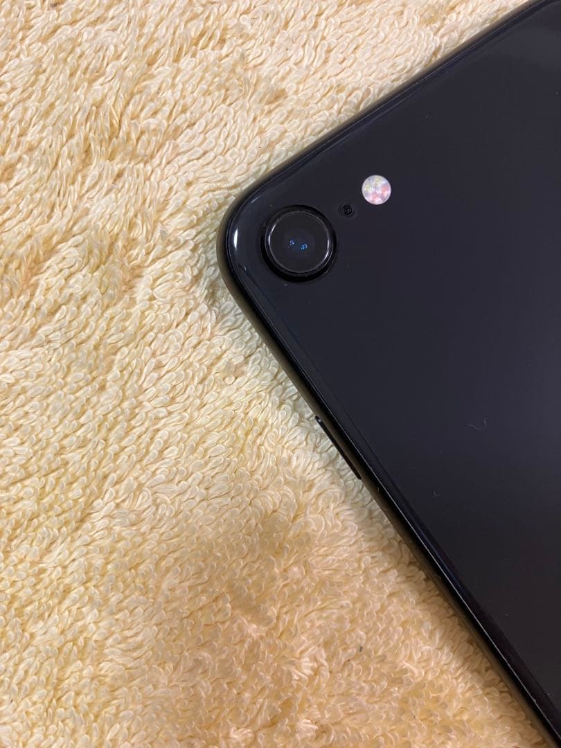 Apple iPhone SE (第2世代) ブラック 本体SIMフリー