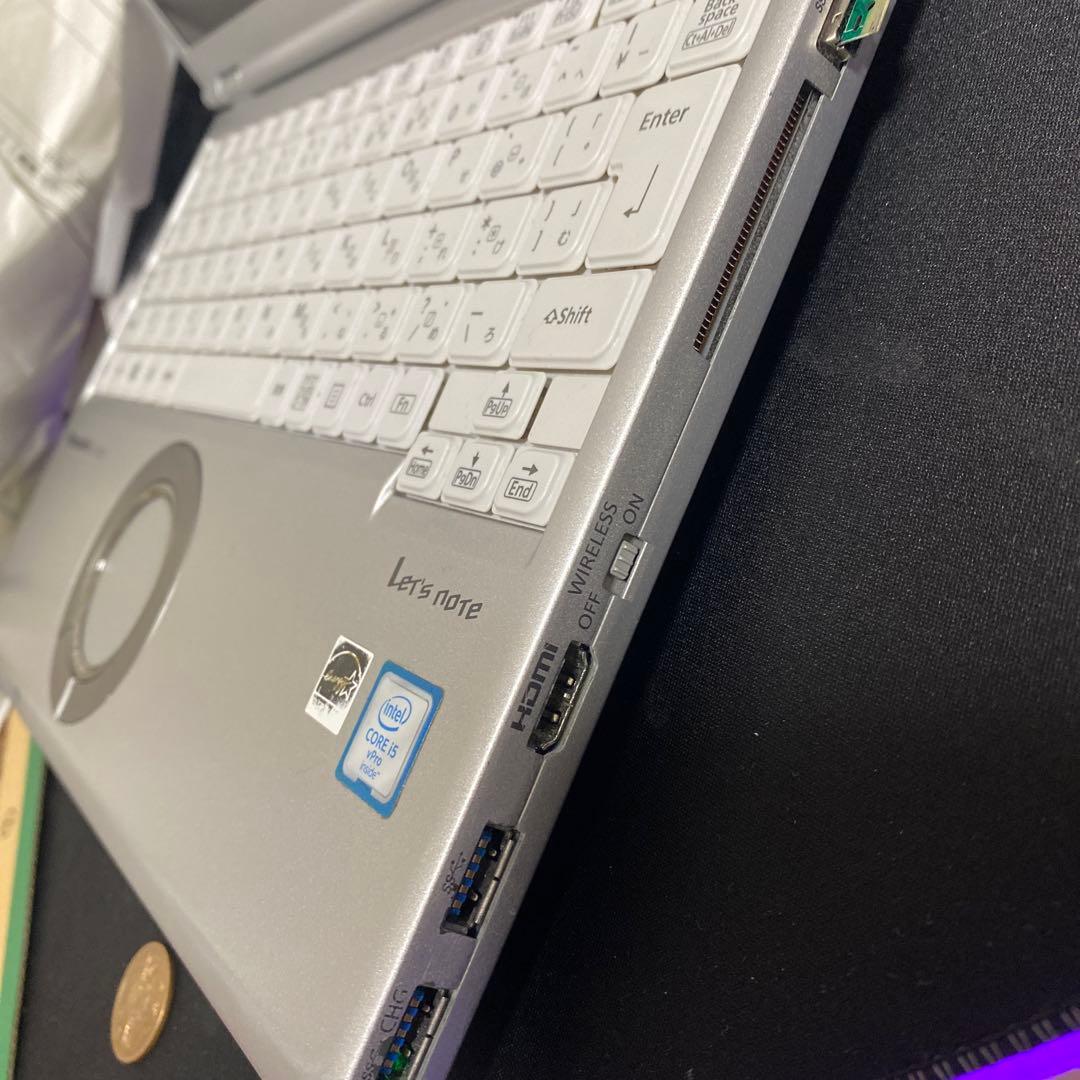 Core i5 Let's note バッテリー良好SSD256GBメモリ8GB