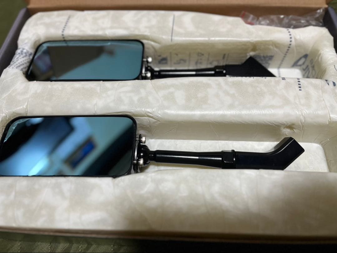 カーボン　ブルーミラー SIMOTA