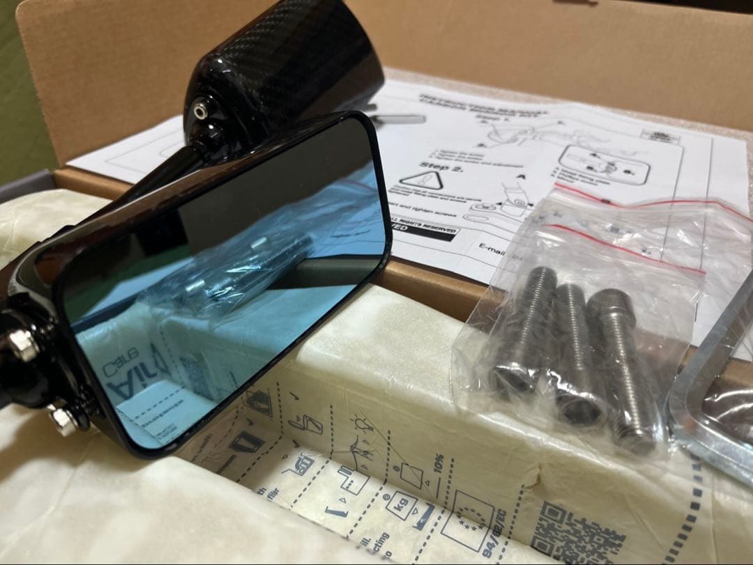 カーボン　ブルーミラー SIMOTA