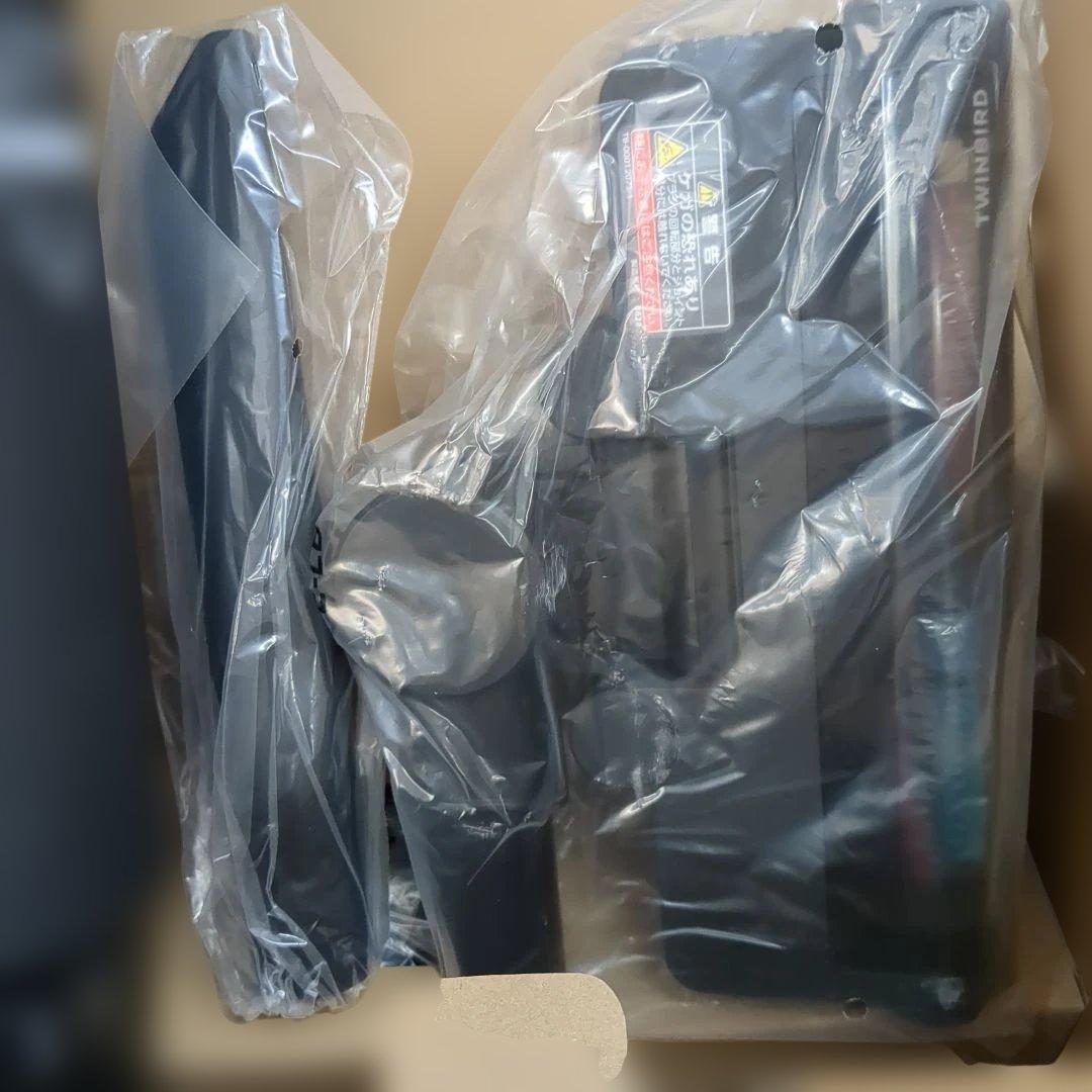 未使用品　ツインバード　コードレススティック型クリーナー　TC-E264