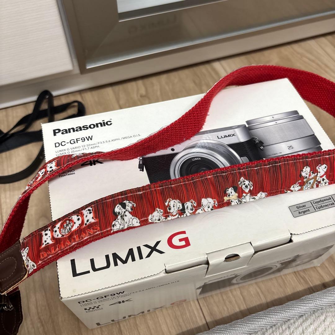 デジタルカメラ Panasonic DC-GF9W