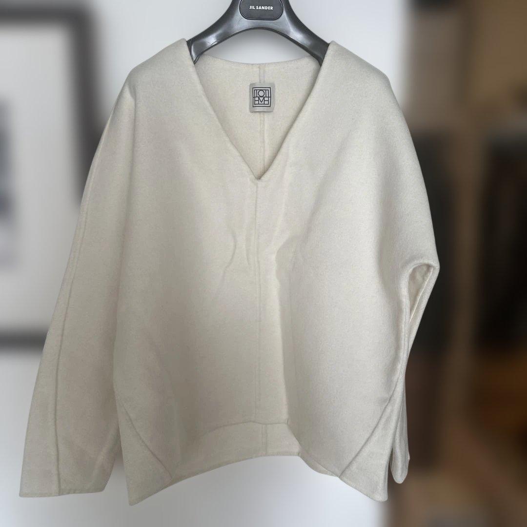 m*い様 TOTEME アイボリー Vネックニット XS カシミヤ